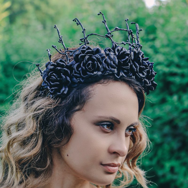Silk Hair Accessories Black - Gothic headpiece Black wedding flowers woman crown Witch Halloween headdress