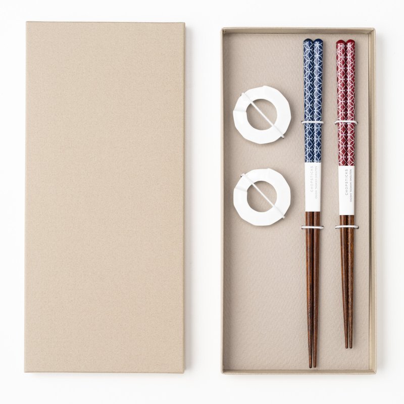 【Marriage Gift】Auspicious Seven Treasures Couple Chopsticks / with Chopstick Res - Chopsticks - Wood 