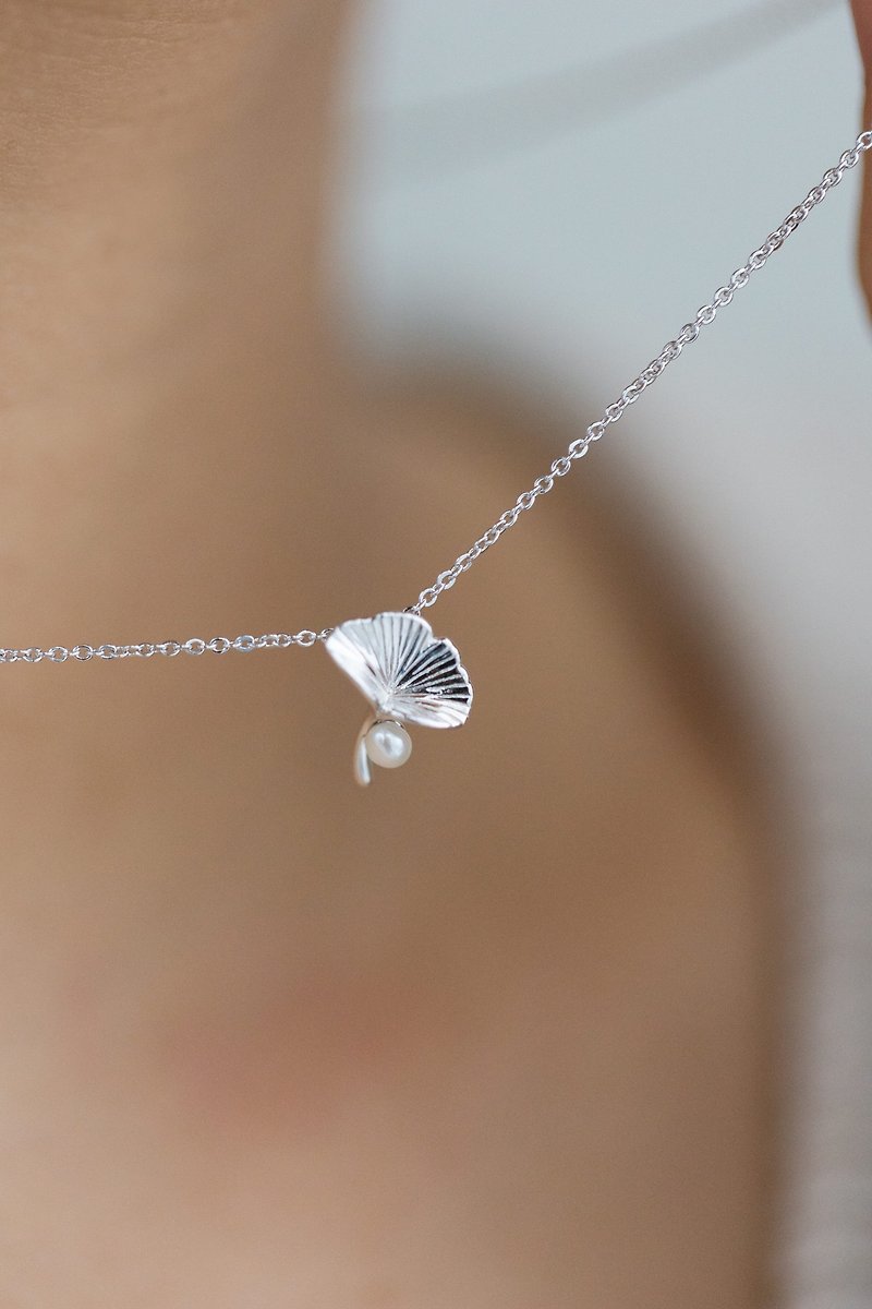 pure love ginkgo leaf necklace 925 sterling silver pearl necklace clavicle chain - Necklaces - Sterling Silver Silver