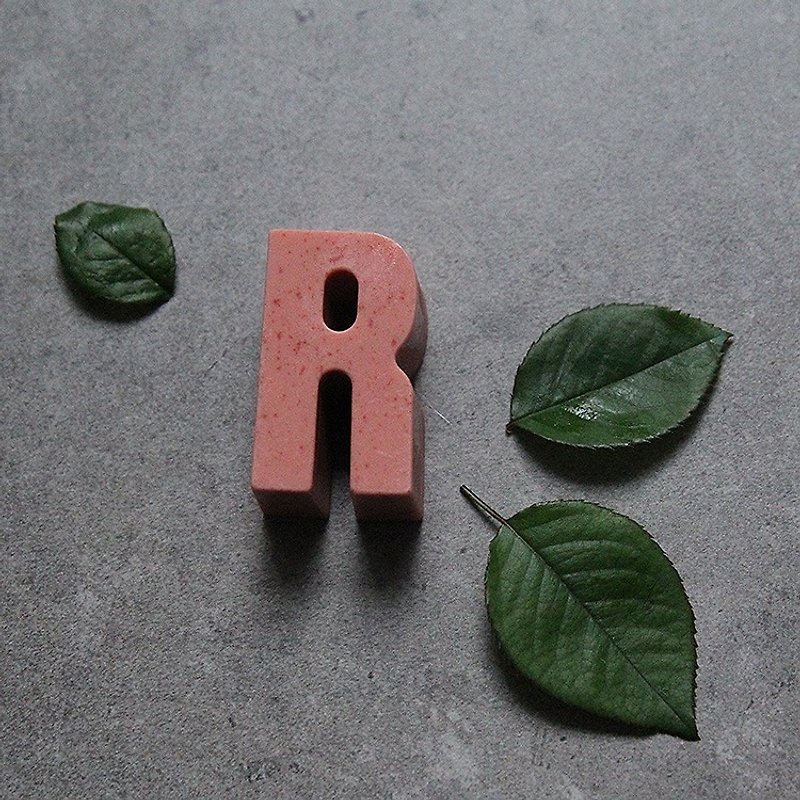 Alphabet Handmade Soap - Rose Geranium - สบู่ - วัสดุอื่นๆ สึชมพู