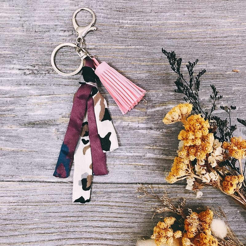 Tassel Keyring / Wheel of Fortune - Keychains - Other Metals Multicolor