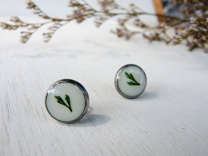 Real flowers earrings - Earrings & Clip-ons - Plants & Flowers Green