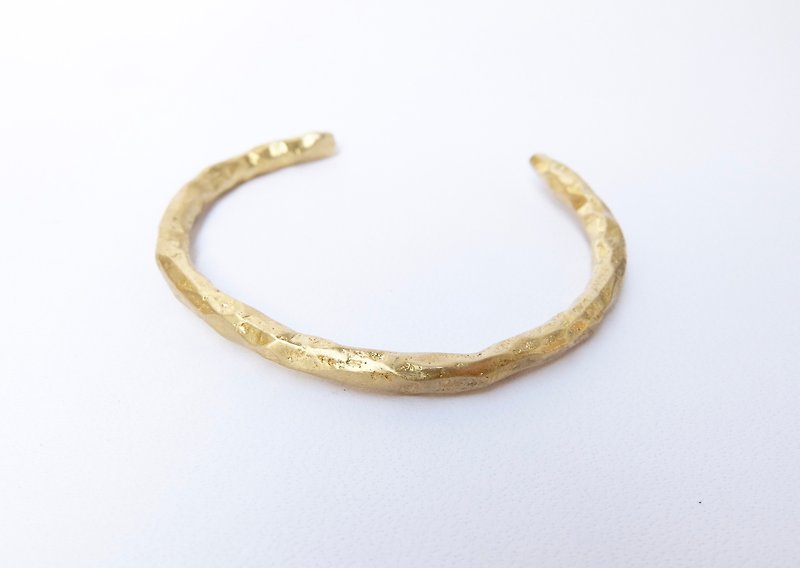 不規則 黃銅手環-粗 - 手鍊/手環 - 其他金屬 金色