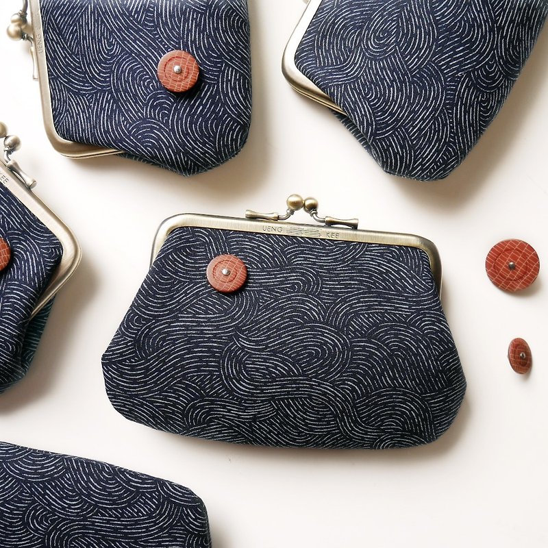 May drift mouth gold buns package / coin purse 【Made in Taiwan】 - Coin Purses - Other Metals Blue