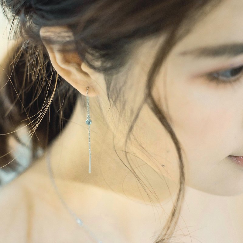 藍托帕石925純銀爪鑲設計耳線耳環 - 耳環/耳夾 - 純銀 銀色