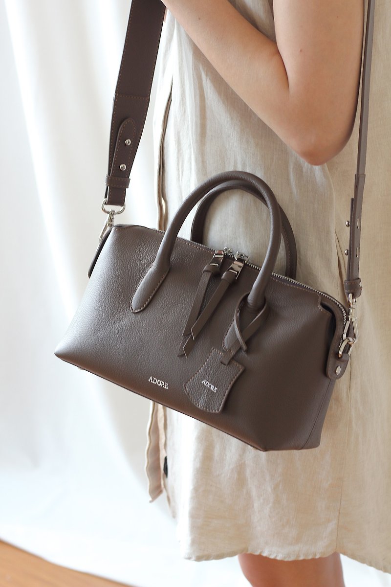 P i L L o w  CoCoa  - Genuine Leather Bag (Cow Leather) - 手袋/手提袋 - 真皮 咖啡色
