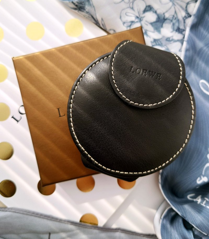 Spare items with original box Loewe black background white line NAPPA genuine leather cowhide round cake hand mirror mirror makeup mirror - Wallets - Genuine Leather Black