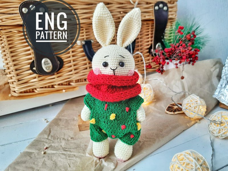 Amigurumi bunny in costume crochet pattern. Christmas amigurumi rabbit - 手工藝教學/工具書 - 其他材質 