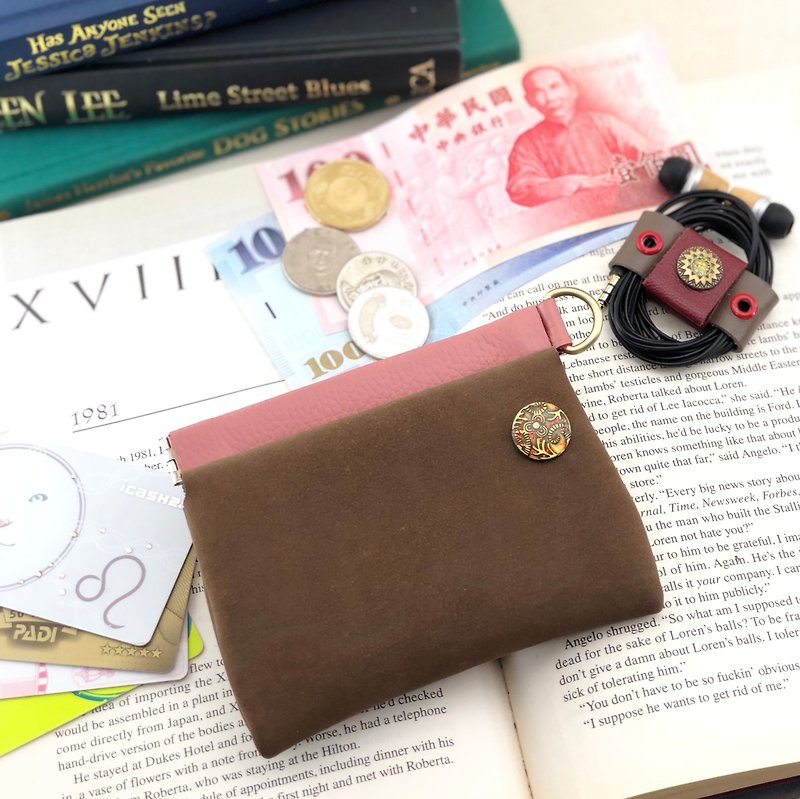 Shrapnel multi-function small bag --- coin purse / key / headset / banknote / card - กระเป๋าใส่เหรียญ - หนังแท้ สีนำ้ตาล