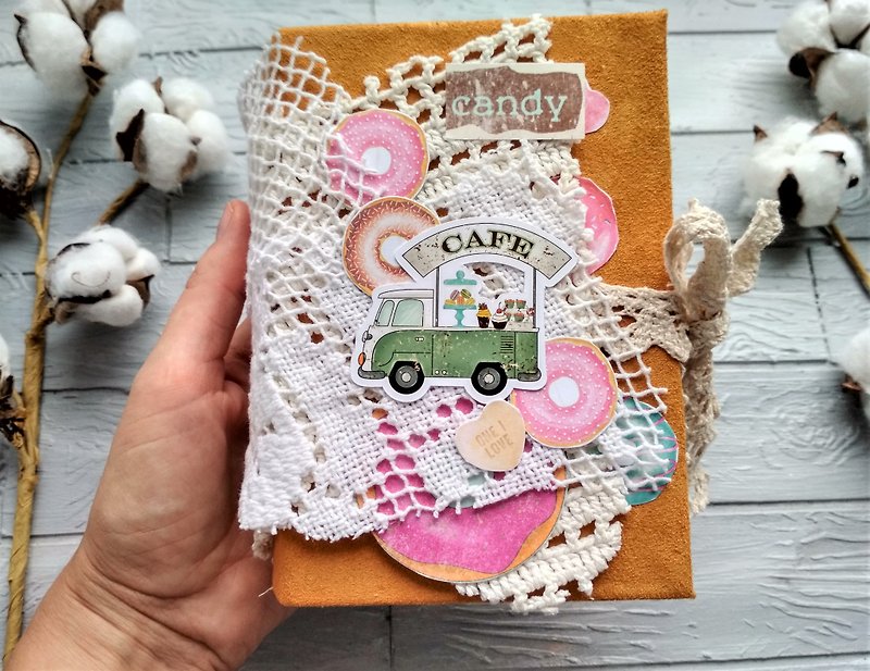 Donut junk journal handmade Cafe cakes notebook Lace thick junk book vintage - 筆記簿/手帳 - 紙 橘色
