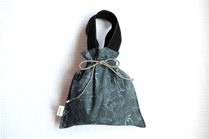 巾着ハンドバッグ||純綿/ペンギン柄デザイン/限定ハンドメイド - トートバッグ・ハンドバッグ - コットン・麻 グレー