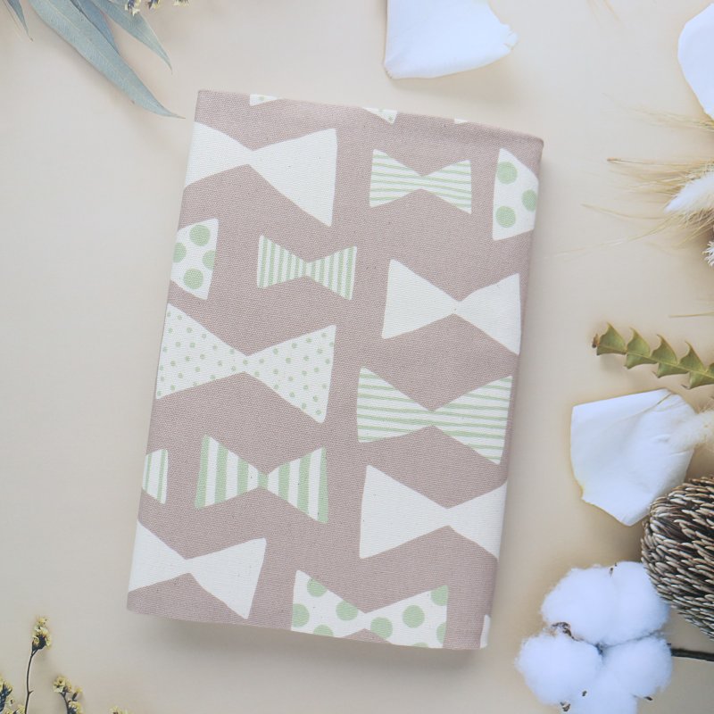 [Bowknot-Powder] Cloth Book Cover Book Cover Adjustable Fabric Imported from Japan - Book Covers - Cotton & Hemp Green