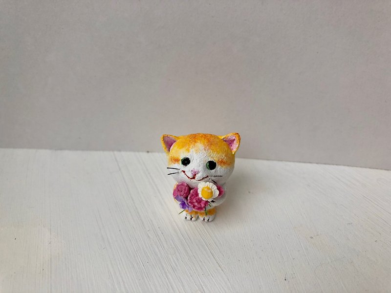 The bouquet cat - Stuffed Dolls & Figurines - Clay Yellow