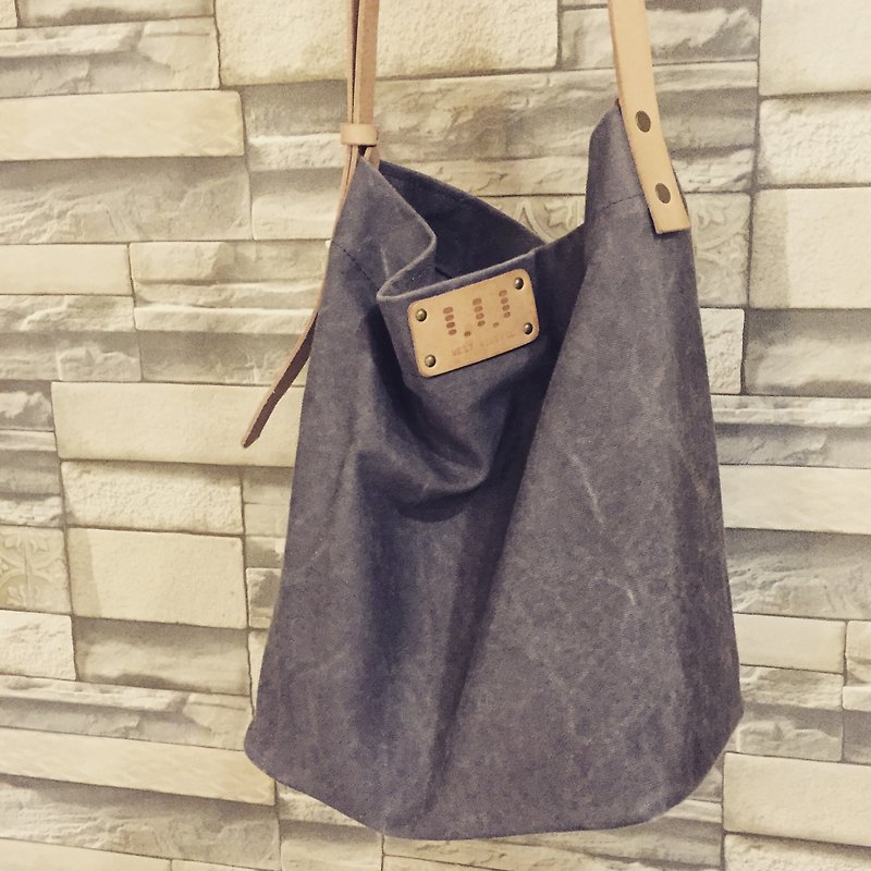 Washed canvas drum bag / Street Bucket Bag / canvas / cowhide / limited gray - Messenger Bags & Sling Bags - Cotton & Hemp Gray