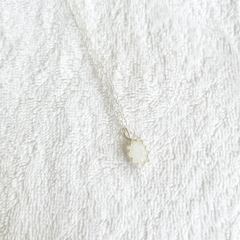 RAINBOWMOONSTONE necklace - ネックレス - 金属 シルバー