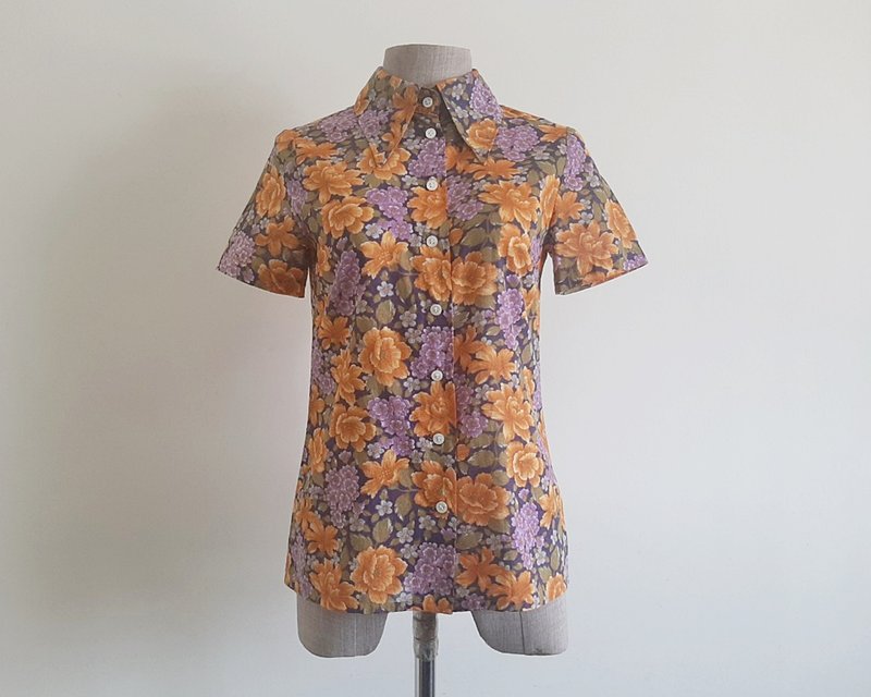 XS Vintage Orange Purple Floral Print Cotton Blouse Womens Short Sleeve Shirt - 女上衣/長袖上衣 - 棉．麻 