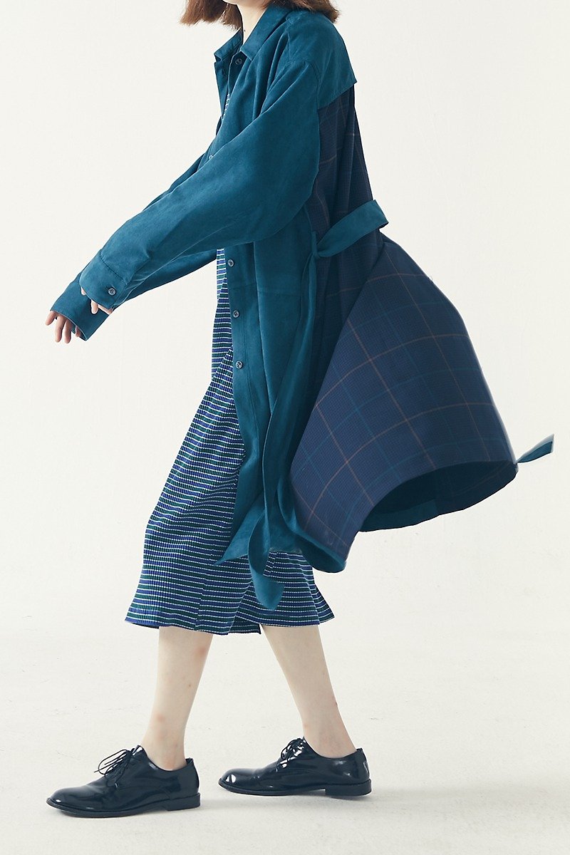 【隨單製作】日本進口面料拼接襯衫式風衣外套 前綠色後格紋 - 西裝外套 - 聚酯纖維 