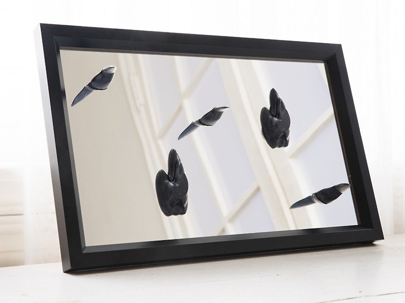 A Mirror with Magnet - Storage - Silicone White