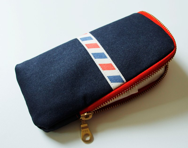 Hand made iPhone phone bag mobile phone storage bag zipper phone bag zipper bag carry bag - Phone Cases - Cotton & Hemp Red