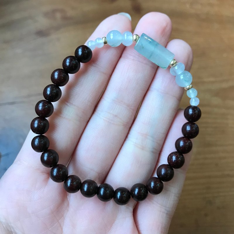 拈翠-天然緬甸翡翠A貨x正印度滿金星小葉紫檀設計手串 - 手鍊/手環 - 木頭 金色
