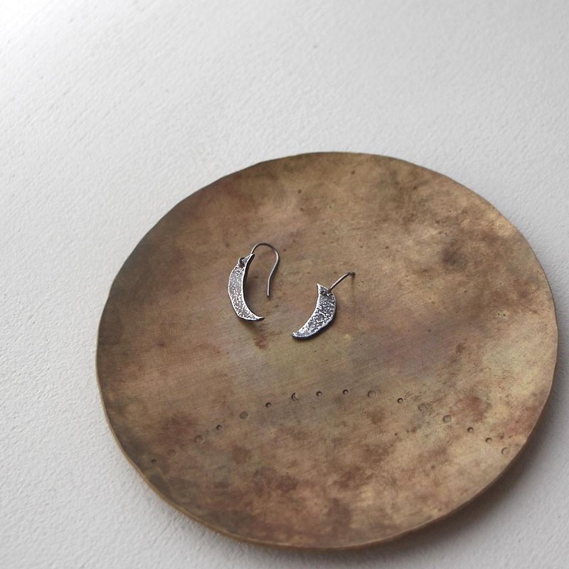 シルバーピアス ツキ - 耳環/耳夾 - 其他金屬 銀色