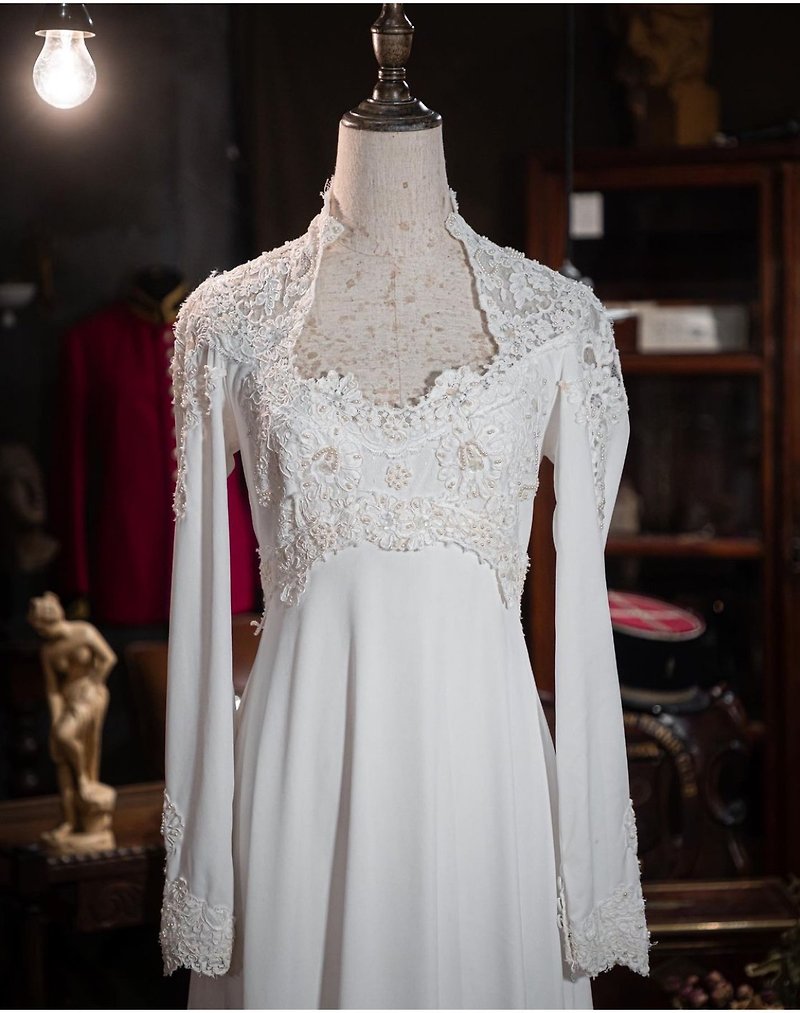 60s vintage long sleeve , heart shape wedding gown - Evening Dresses & Gowns - Cotton & Hemp White