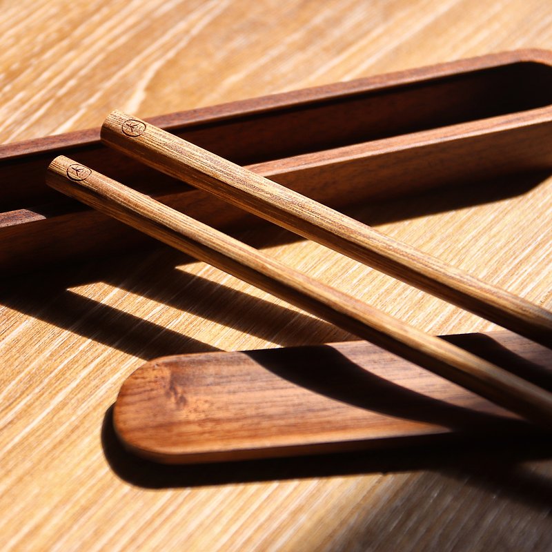 出外。胡桃木筷架盒 - 筷子/筷子架 - 木頭 咖啡色