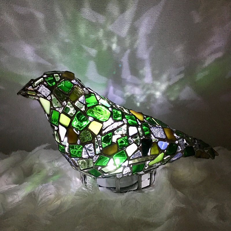 Jewel night Bird of the night world Emerald glass Bay View - Lighting - Glass Green