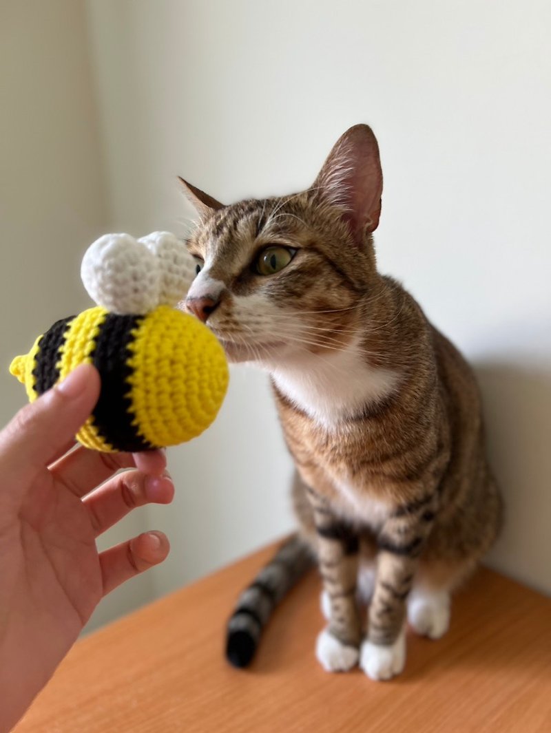 Bee Handmade Cat Straw Bag Cat Toys Cat Toys Catnip Toys Cat Grass Toys - Pet Toys - Other Materials Yellow