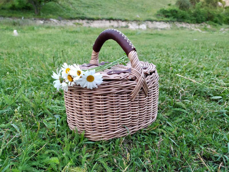 Kids picnic basket with lid. Flower girl basket. - Backpacks & Bags - Eco-Friendly Materials Brown