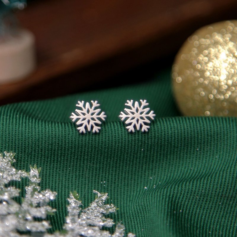 純銀雪花耳環 | 聖誕。跨年。節慶。禮物。可改夾 - 耳環/耳夾 - 純銀 
