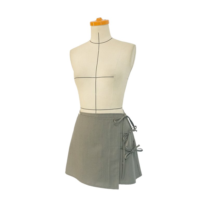 Aman No.88 strappy one-piece skirt, gray green suit, light wool - กระโปรง - ขนแกะ 