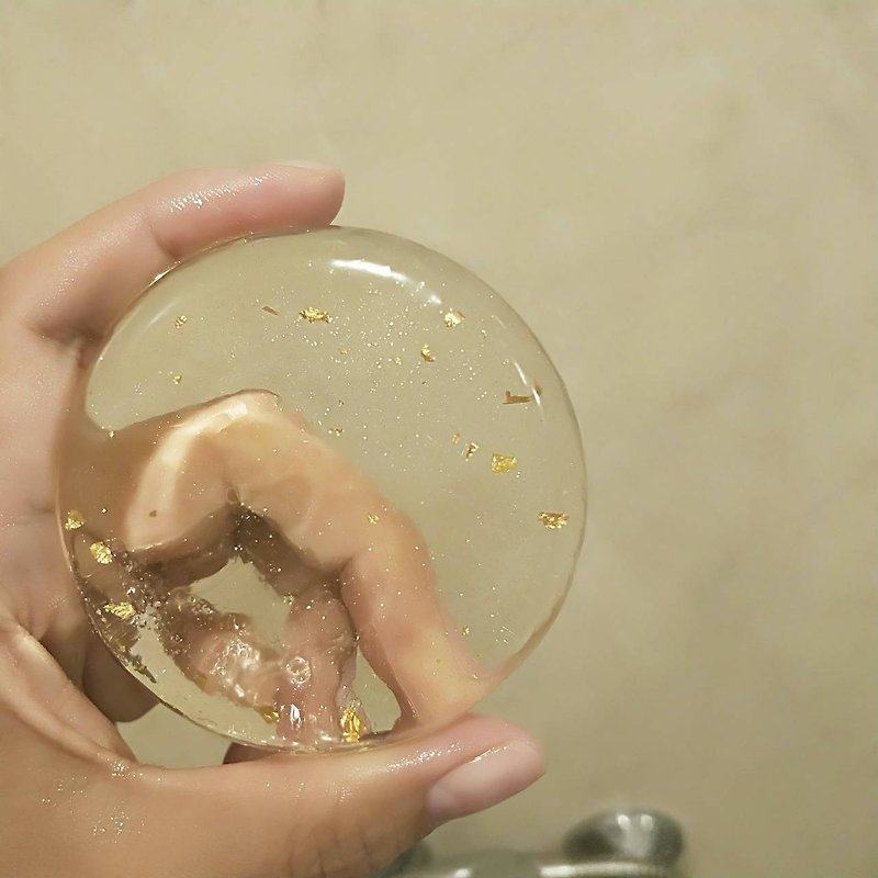 【手工皂】弱酸性透亮氨基酸金箔皂(含盒完整包裝) - 肥皂/手工皂 - 其他材質 透明