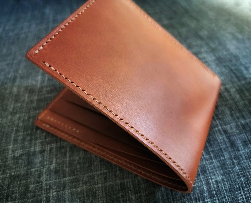 Bi-fold Wallet Men / Short Wallet - Italy Veg Tanned Leather - Wallets - Genuine Leather Brown