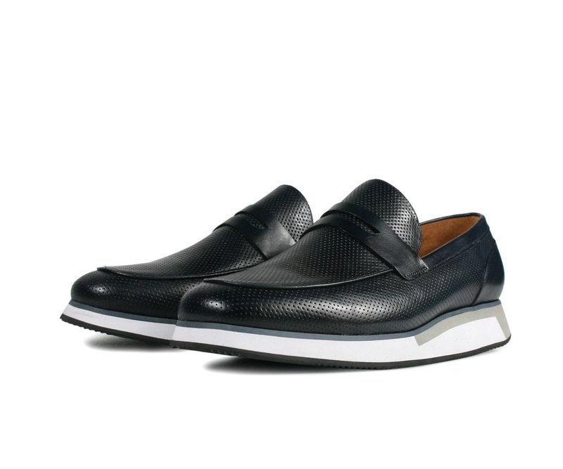 Perforated Distressed Casual Loafers - D13 - รองเท้าอ็อกฟอร์ดผู้ชาย - หนังแท้ สีน้ำเงิน