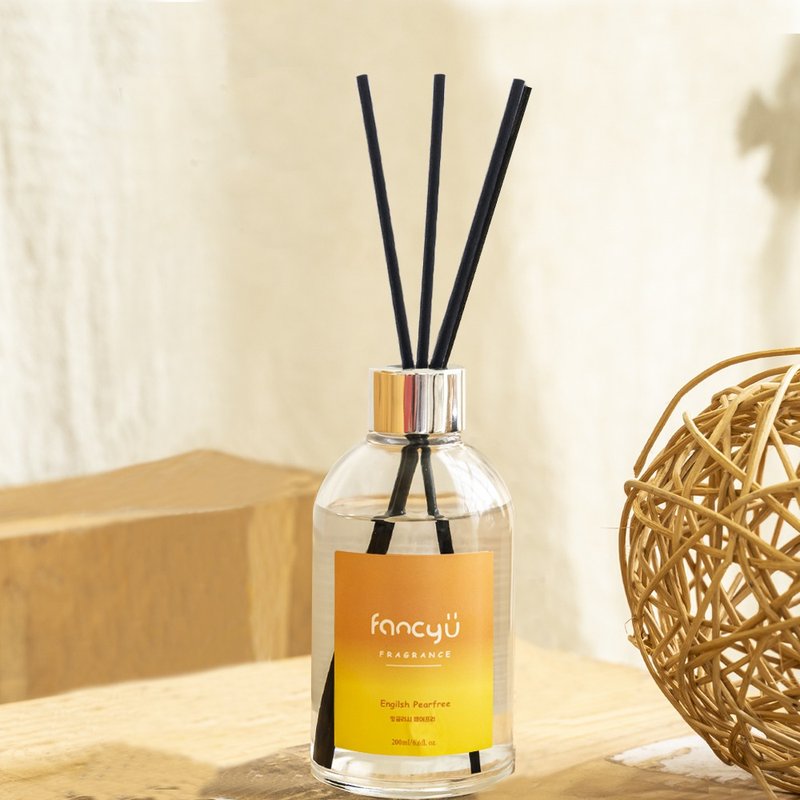 FANCY U Classic Gradient Diffuser Bottle-English Pearfree 200ml - น้ำหอม - น้ำมันหอม หลากหลายสี