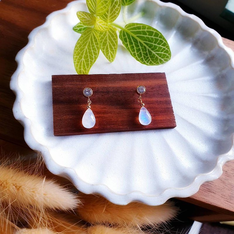 │14kgf Light Jewelry│Moonstone Stone Earrings - Earrings & Clip-ons - Gemstone Multicolor