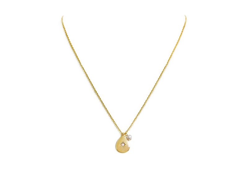 Ficelle | Handmade Brass Natural Stone Necklace | [Pearl] Small Universe Prosperous Star June - สร้อยคอทรง Collar - เครื่องเพชรพลอย 