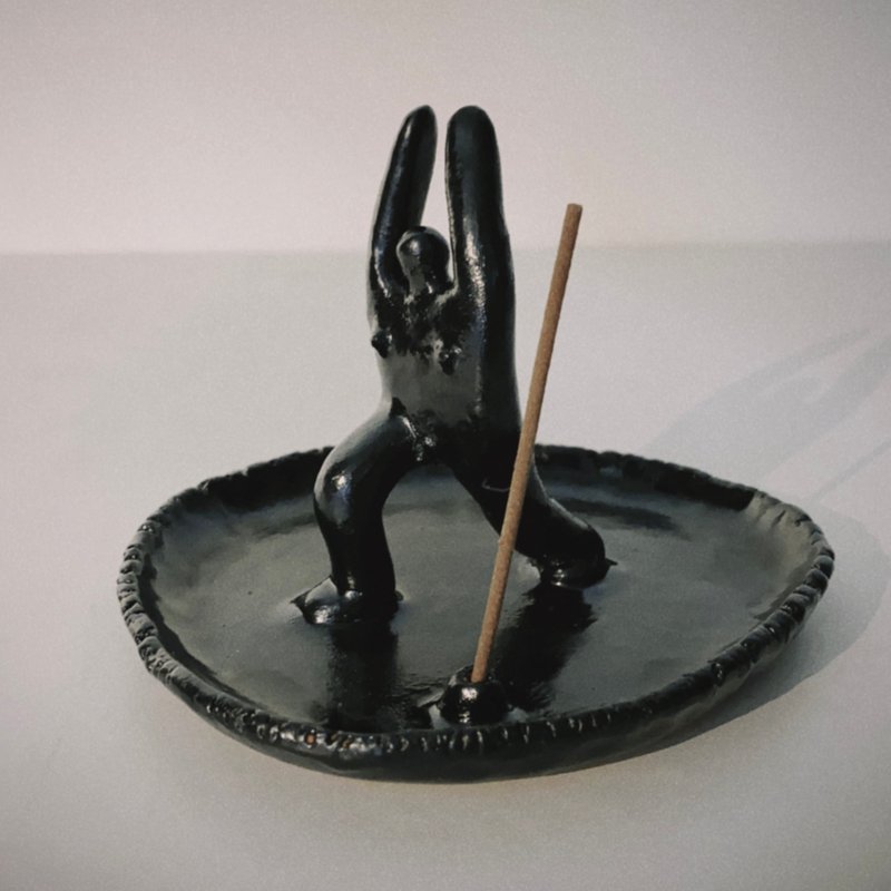 Warrior One Yoga Incense Sticks Holder - Fragrances - Pottery Black