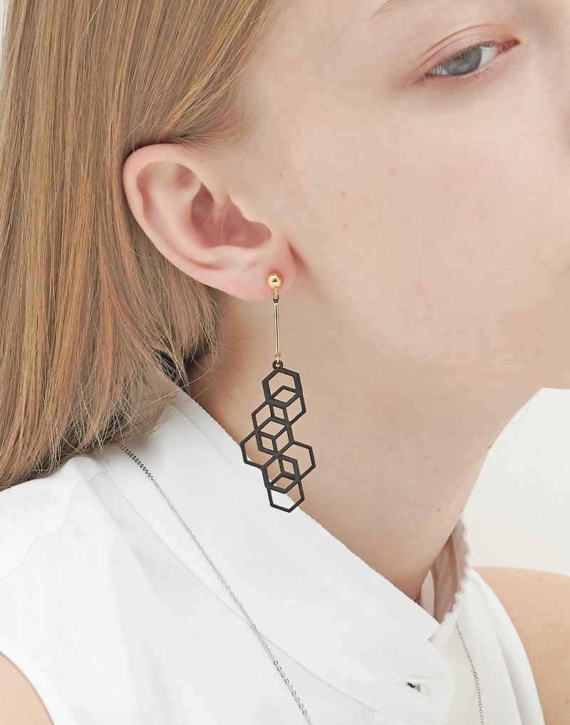 【Infinity Art】Infinite Hexagon Earrings - Earrings & Clip-ons - Nylon Black