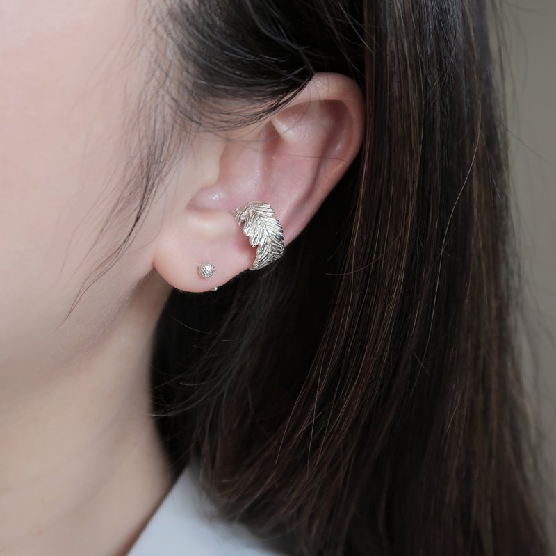 Forest style 925 sterling silver wing leaf ear cuff earrings - ต่างหู - เงินแท้ สีดำ