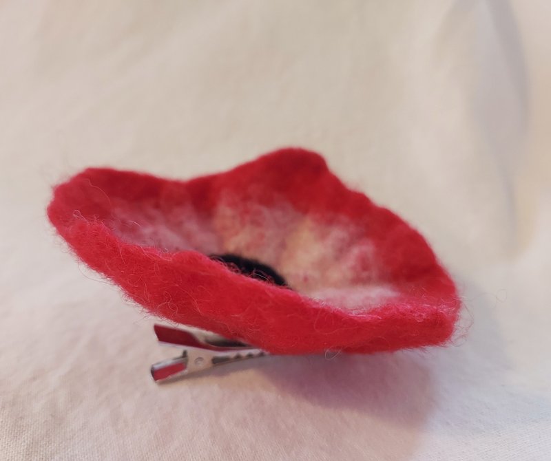 羊毛紅花花兒。別針 - 擺飾/家飾品 - 羊毛 紅色