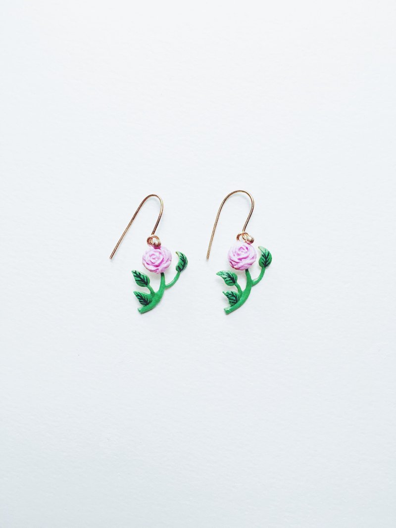 Hand-painted earrings-pink rose / small - ต่างหู - ทองแดงทองเหลือง สึชมพู