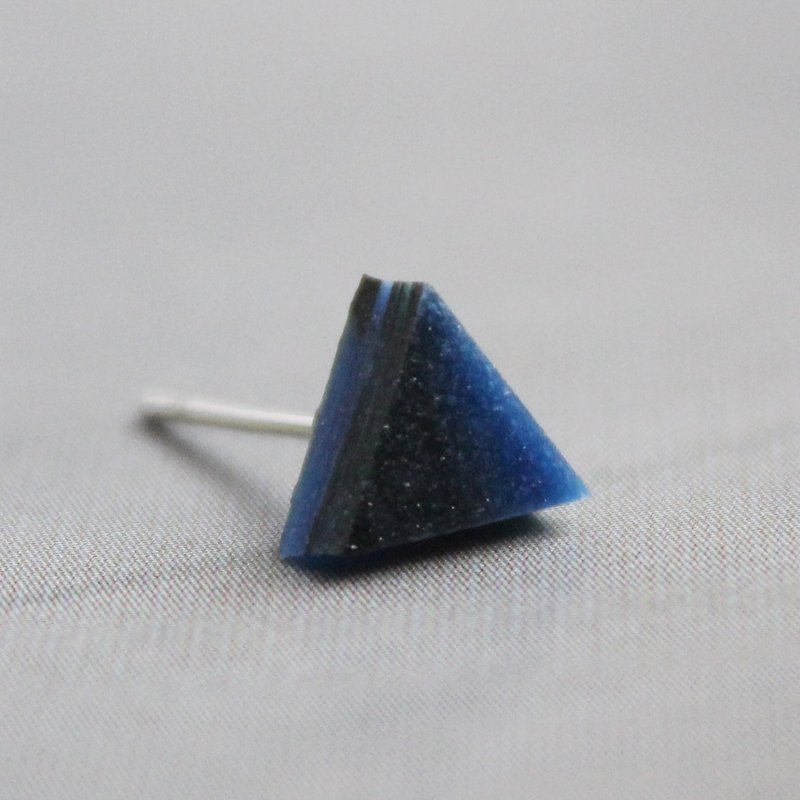 ▽小さな三角形のイヤリング▽613 /夜の影 - シングル - ブレスレット - 粘土 ブルー