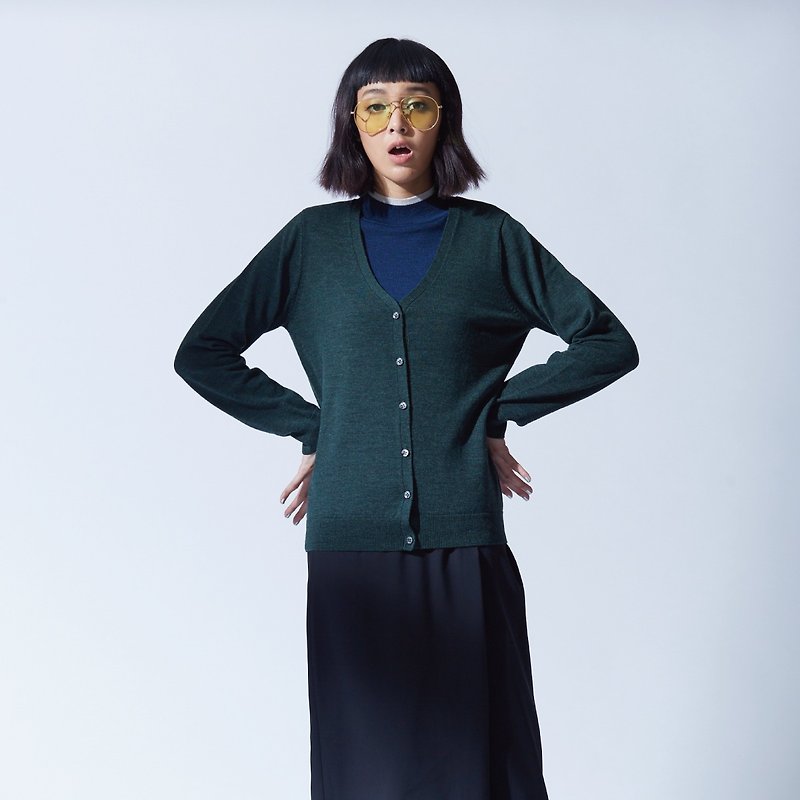 Wool Function V-Neck Knitted Jacket-Calm Green - สเวตเตอร์ผู้หญิง - ขนแกะ 