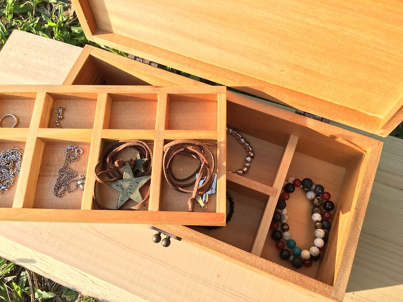 【TAB】 wood texture jewelry storage box / jewelry box / accessories box / jewelry box / text Chong / logs / solid wood / laser engraving / wedding small objects - กล่องเก็บของ - ไม้ สีนำ้ตาล
