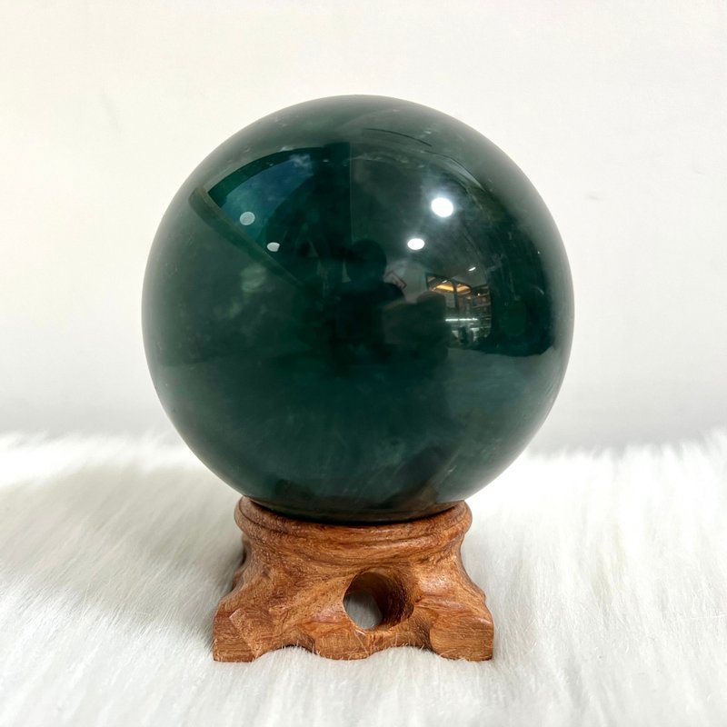 Green Stone Ball | Crystal | Crystal Ball | Crystal Ornaments - Items for Display - Crystal Green