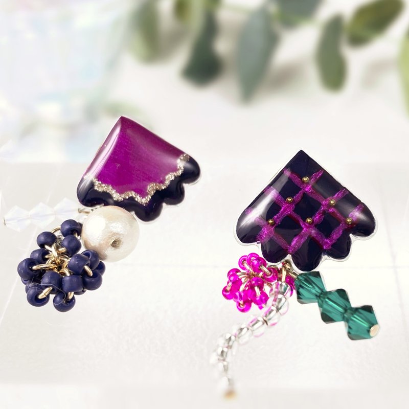 Navy x Magenta Clip-On/Earrings - ต่างหู - พลาสติก สึชมพู