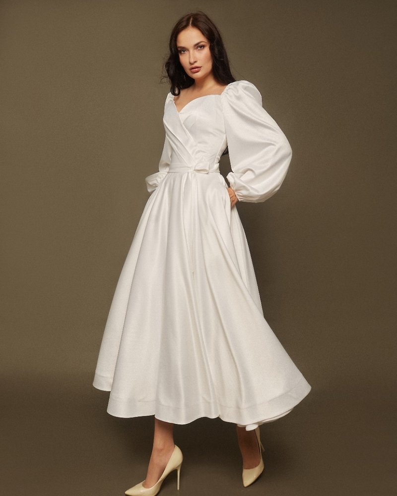 長袖ウェディングドレスショートプラスサイズウェディングドレスミニマリストイブニングドレス - ドレス - その他の素材 ホワイト