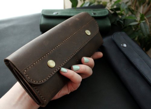 Leather Clutch bag Women's Genuine Leather Clutch Purse Tassel Simple  Wrislet - Shop Anger Refuge Clutch Bags - Pinkoi